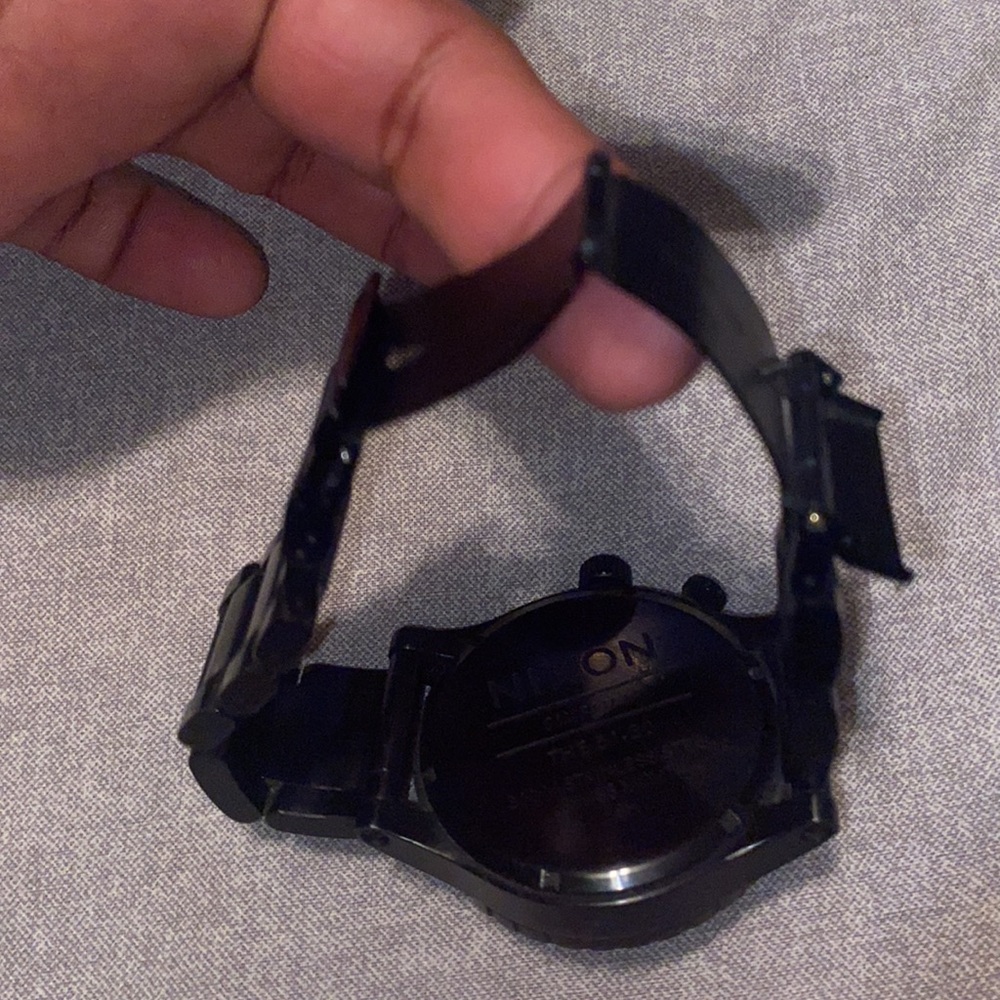Not for sale…..Men’s Nixon watch!!! - Picture 5 of 5